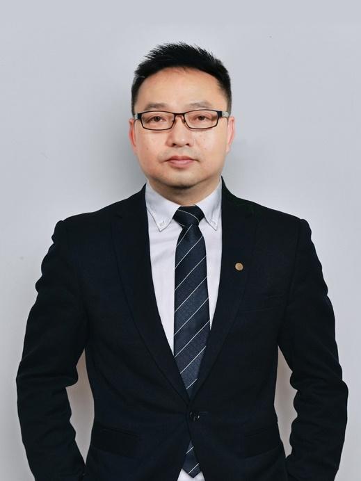 成骏.jpg